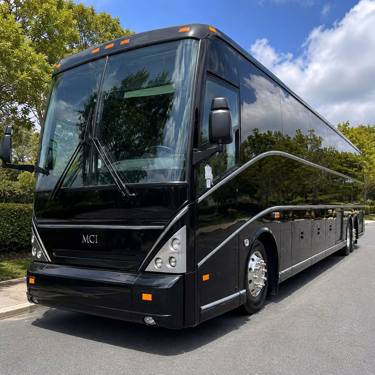 get reliable group transportation to clearwater tampa and beyond for any concert