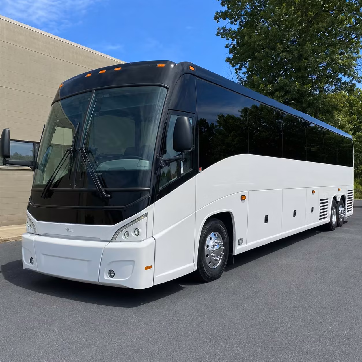long distance and multi day corporate charter bus rentals from st petersburg