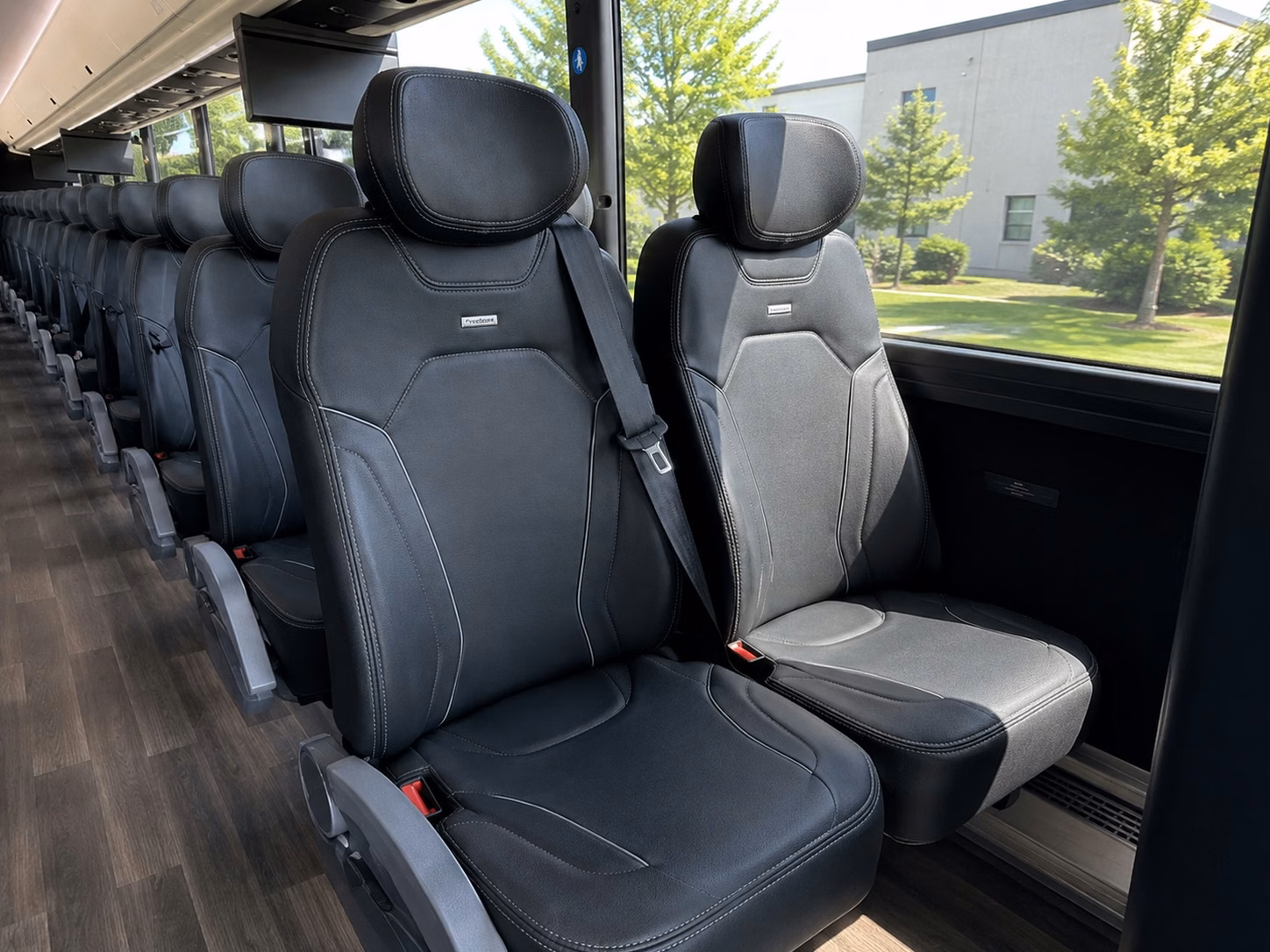 you can find and book sporting event transportation in st petersburg and any nearby city